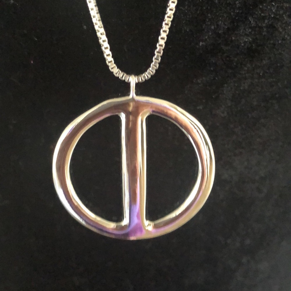 WHITE HOUSE BLACK MARKET CUFF BRACELET & CIRCLE PENDANT NECKLACE W/ BAGUETTES - Picture 9 of 12